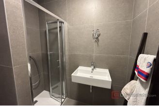 007 2035 177 Split Znjan Modern two bedroom apartment sale