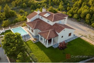 019 2047 28 Sibenik Modern villa with pool for sale