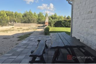 019 2047 28 Sibenik Modern villa with pool for sale