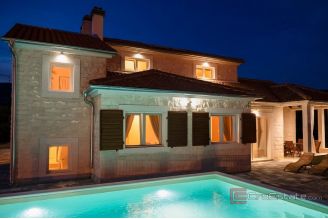 019 2047 28 Sibenik Modern villa with pool for sale