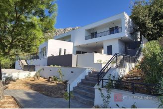 016 2016 625 Omis Newly built willa with pool and a sea view for sale