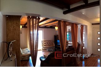 19 4245 30 Omis house for sale swimming pool sea view