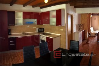 19 4245 30 Omis house for sale swimming pool sea view