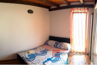 19 4245 30 Omis house for sale swimming pool sea view