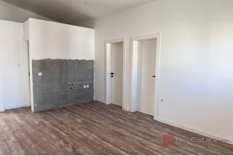 018 2030 83 rogoznica three apartments for sale