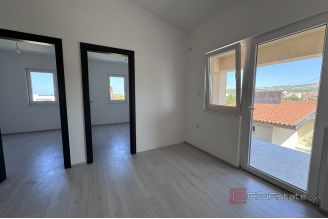 018 2030 83 rogoznica three apartments for sale