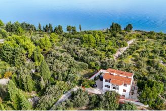 005 2041 86 Ugljan House with an open sea view for sale