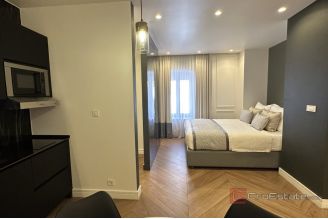 010 2045 48 Split Center Modern studio apartments for sale