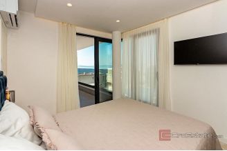 009 2048 22 Split area Luxury two bedroom penthouse for rent