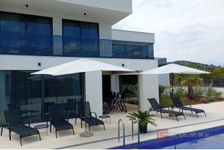 017 2018 261 Island of Solta Newly built villa with sea view sale
