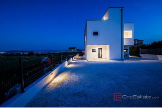 020 2044 35 Kastela Exclusive newly built villa with panoramic sea view for sale