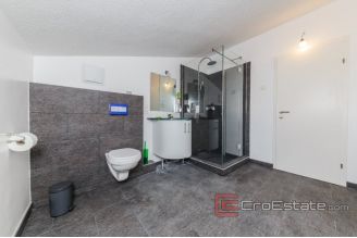 020 2031 152 Kastela Villa with pool for sale