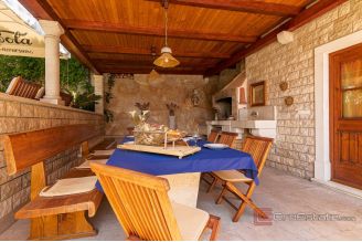 020 2016 628 island brac stone house with pool and sea view for sale