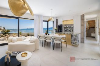 020 2021 397 Zadar Villa first row to the sea for sale