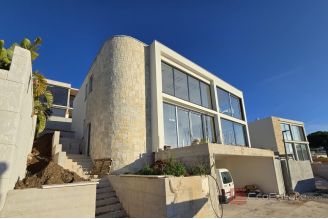 009 2018 263 Rogoznica Villa with pool near the sea sale