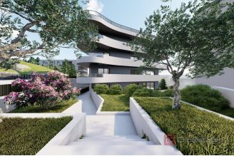 006 2035 187 Trogir Luxury apartment in the first row to the sea for sale