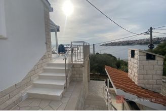 009 2044 36 Ciovo House in the second row to the sea for sale
