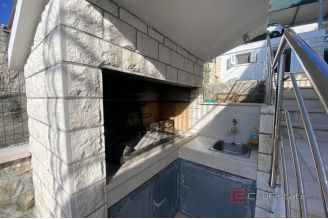 009 2044 36 Ciovo House in the second row to the sea for sale