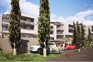 006 2035 194 Trogir Modern two bedroom apartment with a sea view for sale