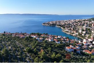 005 2035 195 Ciovo Building land with an open sea view for sale
