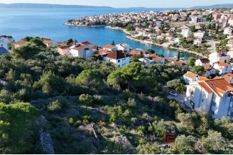 005 2035 195 Ciovo Building land with an open sea view for sale