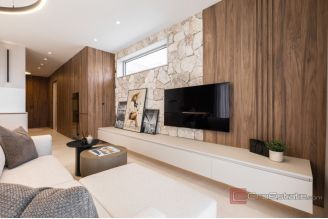 020 2022 432 rogoznica luxury two bedroom apartment with sea view for sale