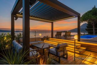 009 2049 19 omis attractive apartment with sea view for sale