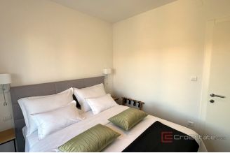 015 2045 53 split center modern two bedroom apartment for rent