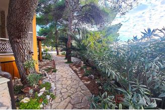015 2021 399 sibenik house first row to the sea for sale
