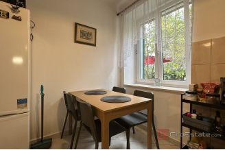 011 2045 55 split plokite two bedroom apartment with garden and garage for sale