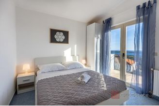 013 3713 30 rogoznica house with pool and sea view for sale