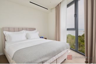 009 2046 49 Umag Two bedroom apartment in a luxury resort sale