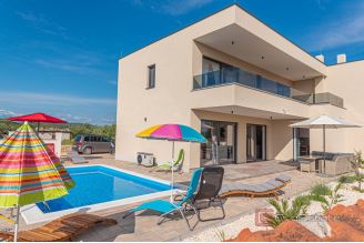 020 2047 36 Sibenik Villa with pool for sale