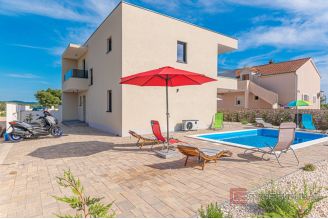 020 2047 36 Sibenik Villa with pool for sale