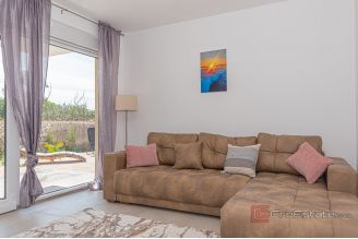 020 2047 36 Sibenik Villa with pool for sale