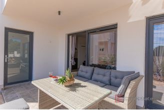 020 2047 36 Sibenik Villa with pool for sale