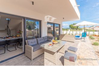 020 2047 36 Sibenik Villa with pool for sale