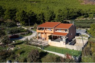 012 2041 88 Split area House with an open sea view sale