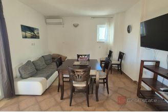 020 2047 39 Ciovo Apartment house with sea view for sale