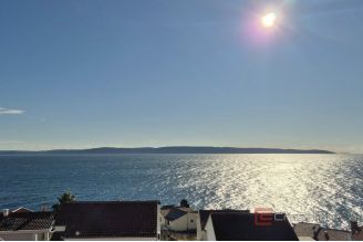 020 2047 39 Ciovo Apartment house with sea view for sale