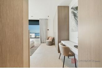 013 2043 85 Ugljan Four bedroom villa in the luxurious resort for sale