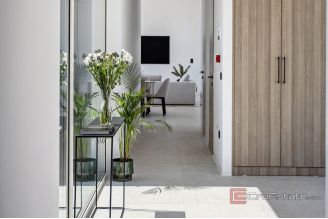 014 2043 89 Ugljan Spacious six bedroom villa in the luxurious resort for sale