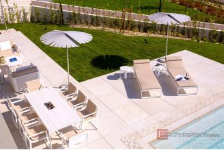 014 2043 89 Ugljan Spacious six bedroom villa in the luxurious resort for sale