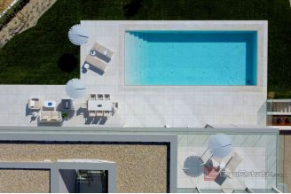 014 2043 89 Ugljan Spacious six bedroom villa in the luxurious resort for sale