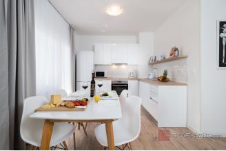 013 2031 155 Trogir Luxury apartment in the first row to the sea for sale