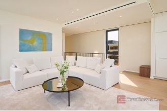 014 2046 54 Umag Prestigious villa within a resort sale