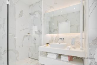 014 2046 54 Umag Prestigious villa within a resort sale