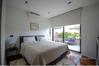 20 2013 196 Korcula villa sea front for sale