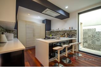 20 2013 196 Korcula villa sea front for sale