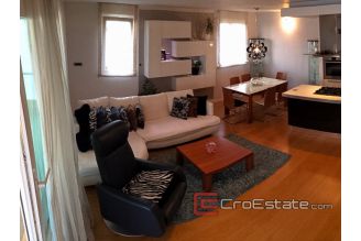 14 4180 30 Split apartment sea view for sale